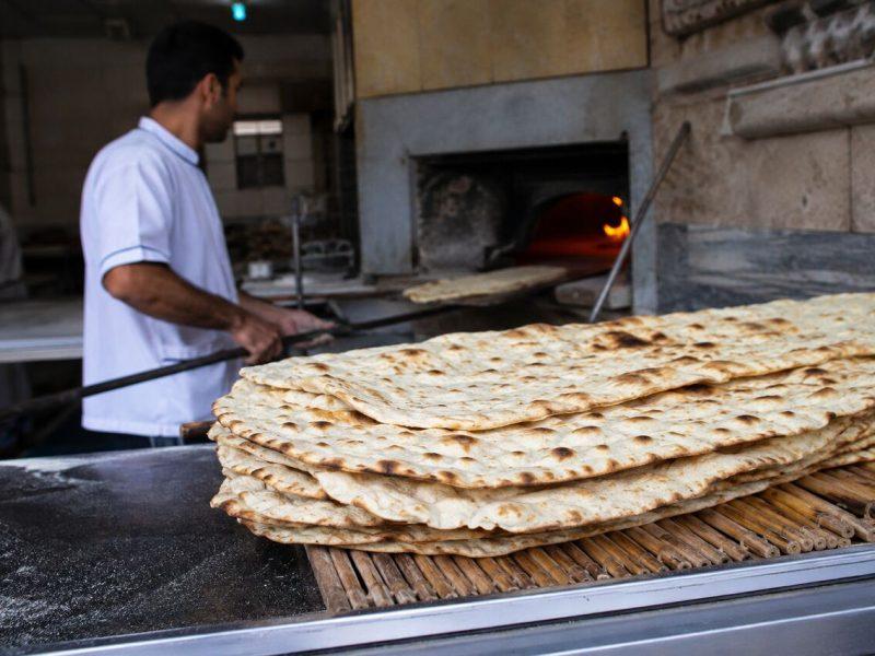 نان گرم، حساب داغ؛ تراکنشها راز نانواییهای متخلف را فاش میکنند