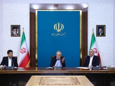 پزشکیان: دریافت هرگونه خدمت در کشور منوط به ارائه کد پستی و کد ملی میشود