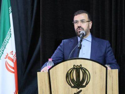 مدیران برای رضایت مردم غیرتمندانه پای کار باشند؛ ۲ همت برای مصوبات کازرون