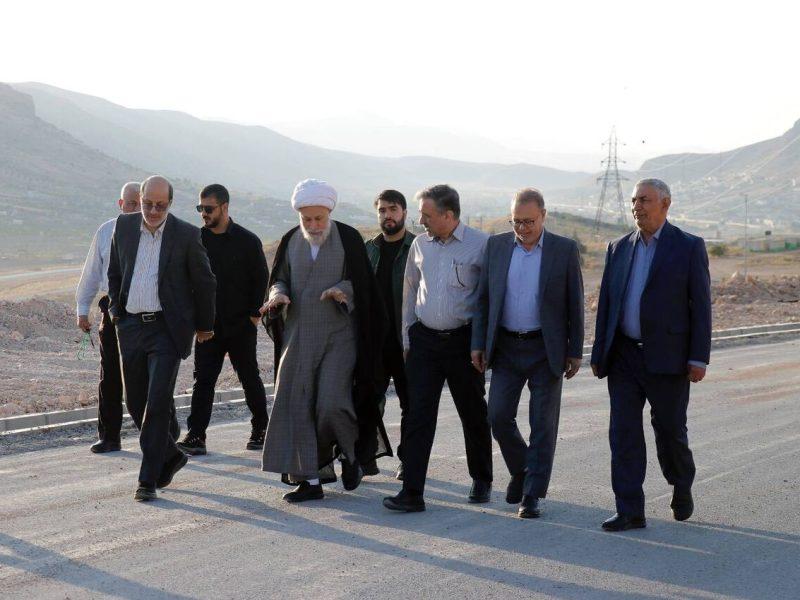 آیتالله دژکام: شهر بینالمللی سلامت شیراز به پیشران اقتصادی استان تبدیل شود