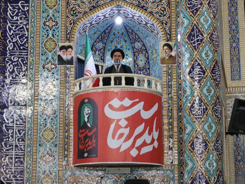 امام جمعه شهرکرد: مسوولان از پشتوانه مردمی برای حل مشکلات و کنترل بازار استفاده کنند