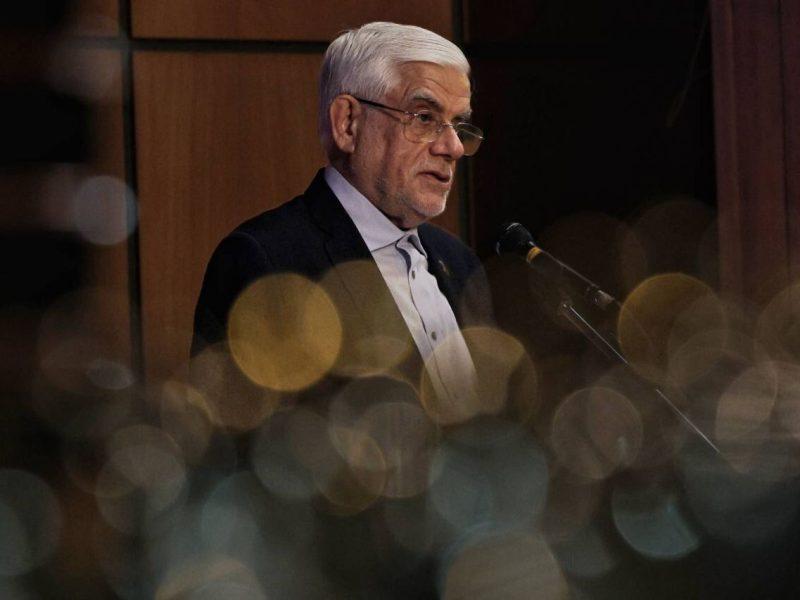عارف: دهک دهم ۲۳ برابر دهک اول از یارانه بنزین استفاده میکند