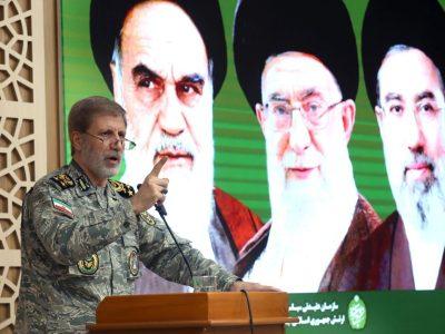 سرلشکر حاتمی: ایران میدان آزمون توطئههای دشمنان نیست