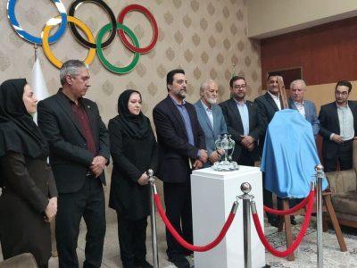 رونمایی از نماد صلح و پوستر همایش بینالمللی «صلح و ورزش» در کمیته ملی المپیک