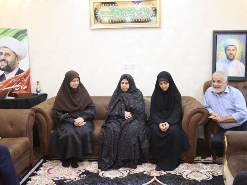 دیدار رئیس سازمان حفاظت محیط زیست با خانواده شهید هادی استاد