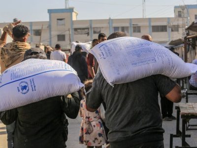 گذر آرد روستایی جنوب کرمان از صافی سامانههای هوشمند؛ چالشهای کاهش سهمیه و مطالبات اقلیمی