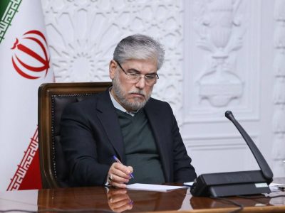 دعوت وزیر علوم از دختران کشور آذربایجان برای تحصیل در دانشگاههای ایران