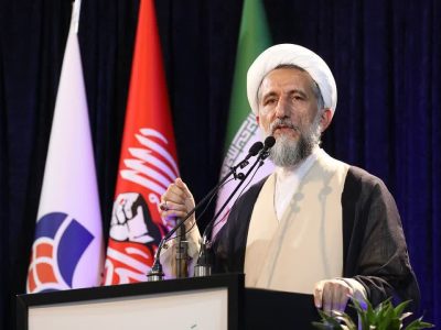 امام جمعه قزوین: حضور مستمر مردم در صحنه، توطئههای دشمنان را خنثی میکند