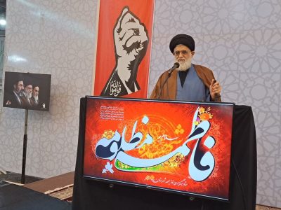 امامجمعه انزلی: بسته شدن تنگه هرمز دشمن را مستاصل کرده است
