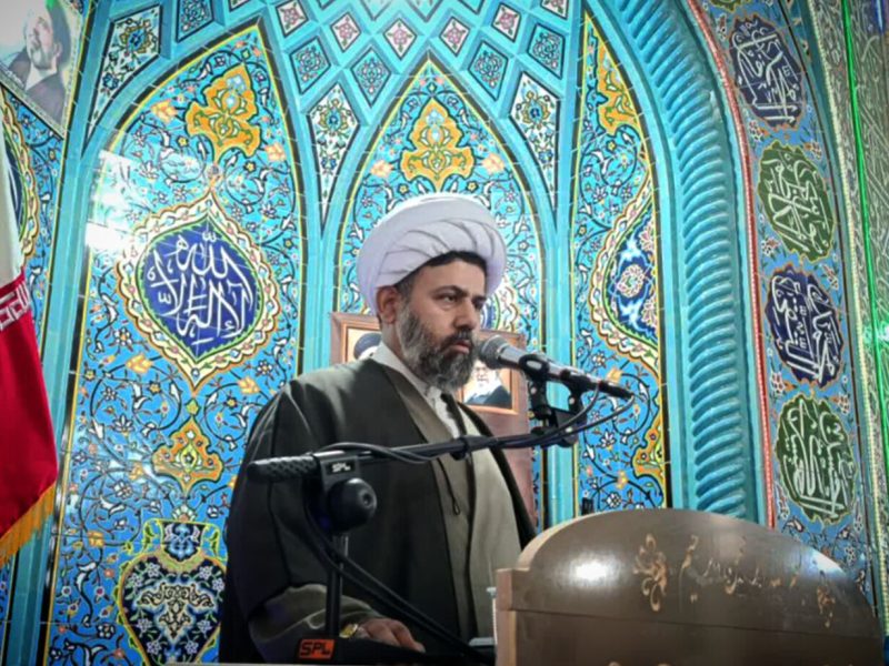 امام جمعه کنگاور: دشمن در کنار جنگ نظامی، برای جنگ رسانهای آماده شده است