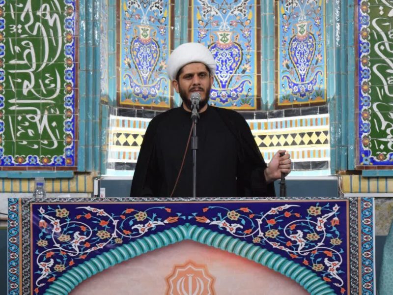 امام جمعه قصرشیرین: آمریکا نمیتواند ایران را با تهدید و فشار وادار به تسلیم کند