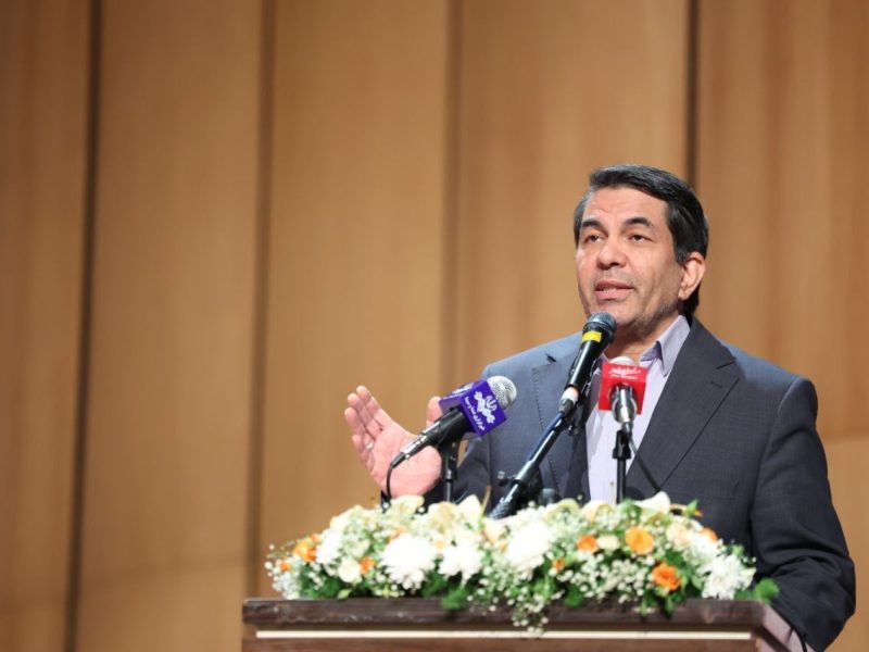 استاندار کرمان: نگاه حمایتی دستگاه قضا از سرمایهگذاری بخش خصوصی استمرار پیدا کند